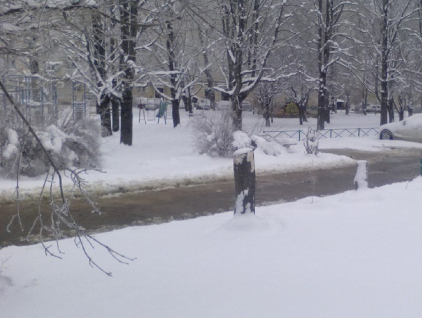 Район Ботаники затопило мощным потоком воды в Ставрополе 