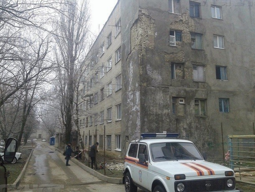 Ремонт аварийного общежития на Бруснева пообещали закончить к осени в Ставрополе