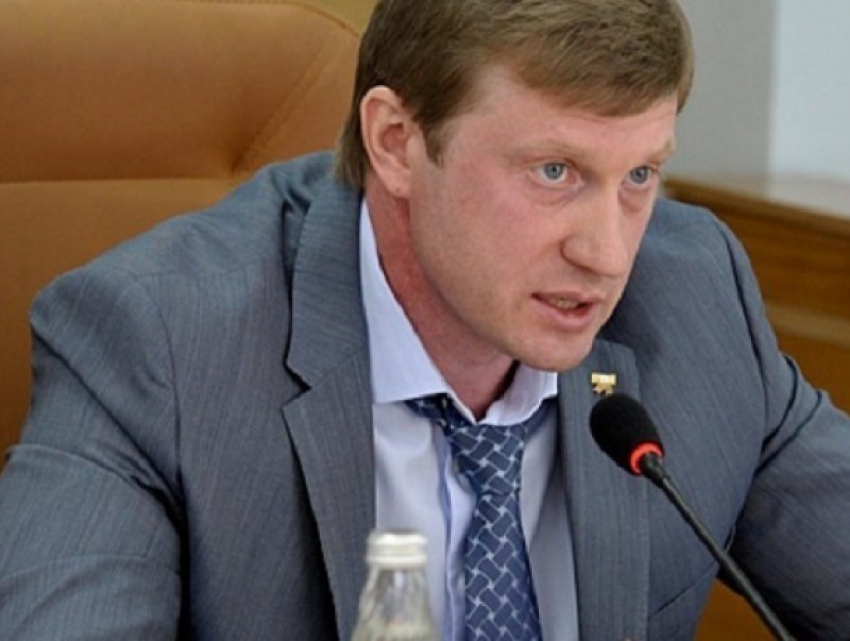  Экс-министру строительства Ставрополья Игорю Васильеву продлили арест