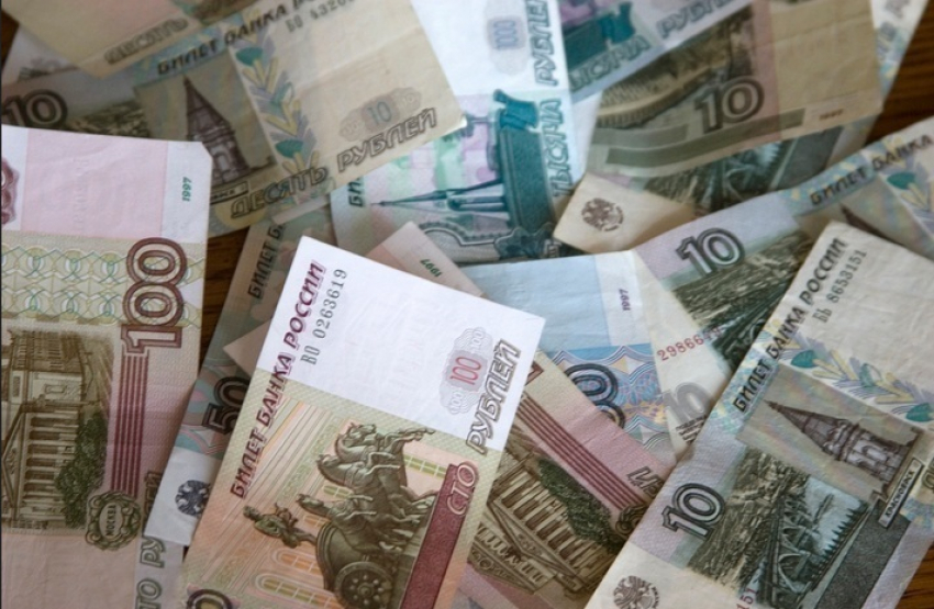 Мужчину,задолжавшего банку,  не выпустили из страны