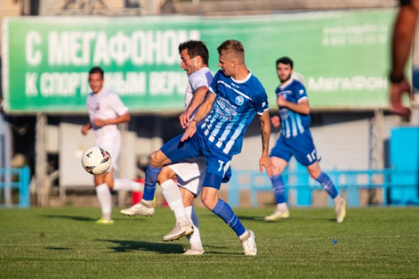 В 14 туре футбольного первенства кавминводские клубы отправятся в Краснодарский край 