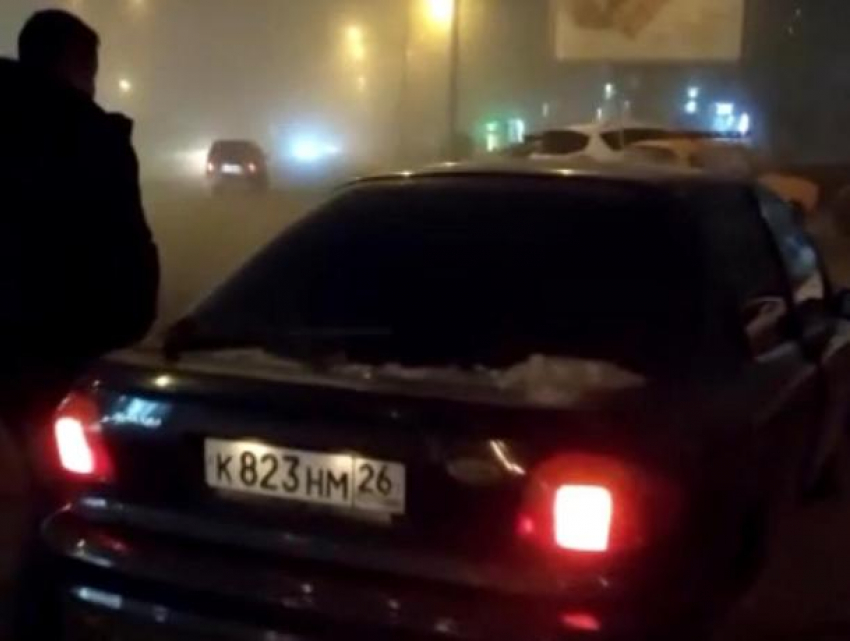 В Ставрополе двое пьяных мужчин скрылись с места аварии