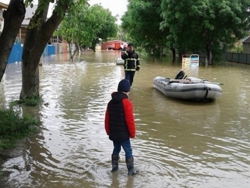 Скандал: завистливые соседи подтопленцев затопили свои дома, чтобы получить жилищные сертификаты на Ставрополье