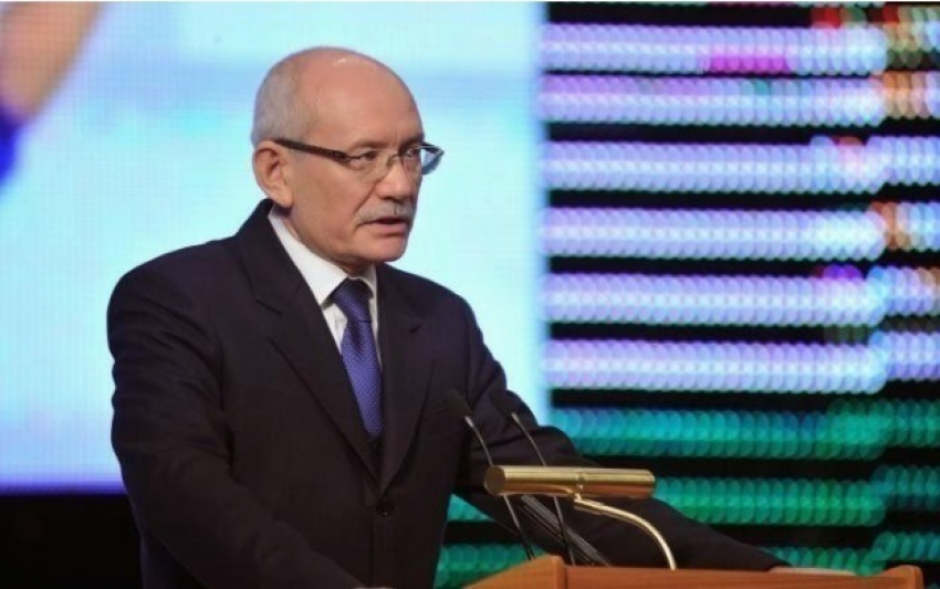 Рустэм Хамитов игнорирует интересы жителей Башкирии, прикрываясь амбициозными проектами 