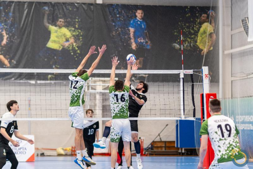 Разгромов тур: все матчи буденновского тура волейбольного чемпионата закончились со счетом 3:0