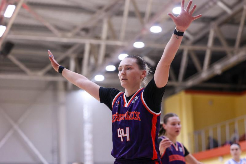 По законам гостеприимства: баскетболистки «Невинномысска» поменялись местами с соперницами из Курска