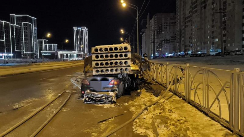 В ДТП со сгоревшей машиной на проспекте Российском в Ставрополе погиб водитель