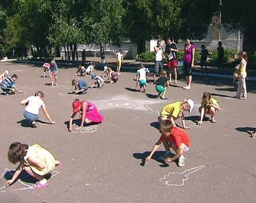 На Ставрополье школьные педагоги вымогали у родителей деньги