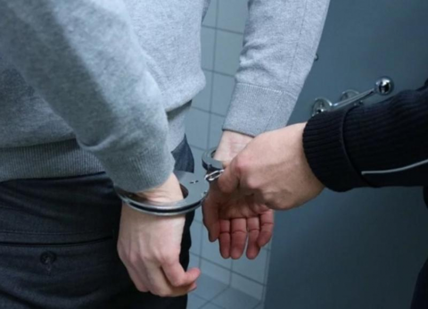 На Ставрополье экс-начальник следственного отдела полиции за взятку в миллион получил штраф