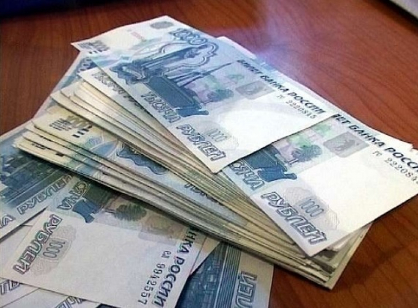 Доверчивого пятигорчанина обокрали прямо на улице