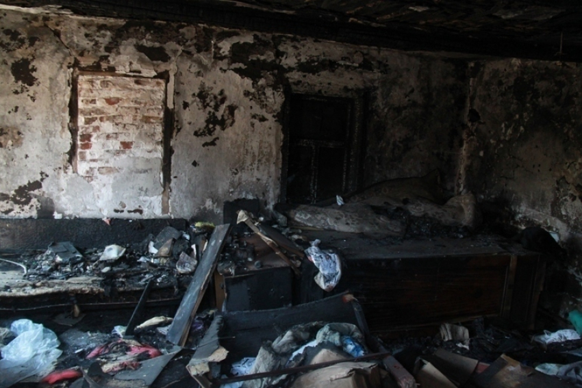 На Ставрополье загорелся жилой дом