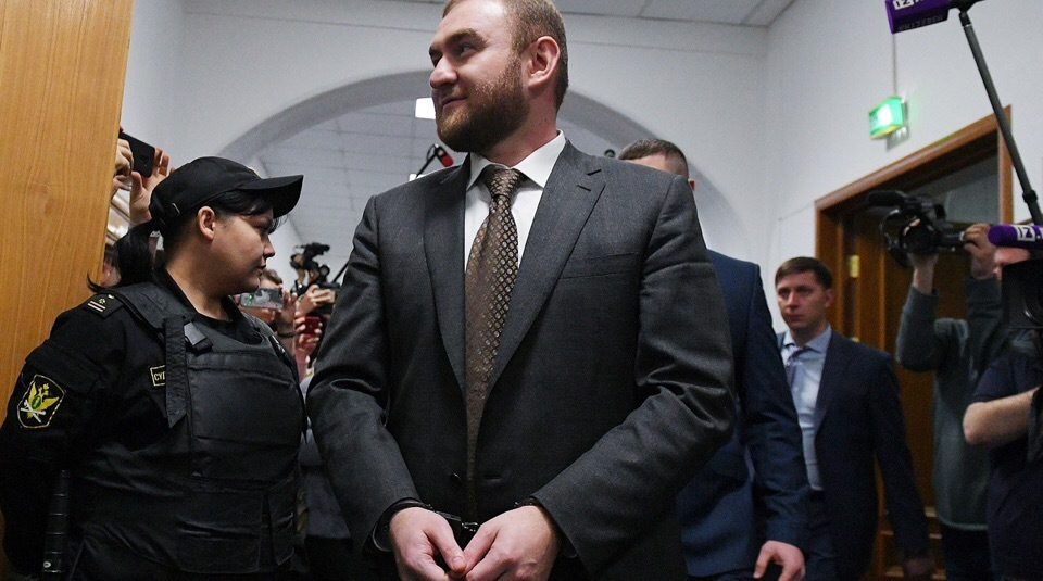Скандальный экс-депутат Ставрополя Рауф Арашуков арестован судом на два месяца