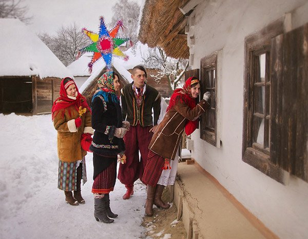 1477569786_kolyadki-russkie-narodnye-2.jpg